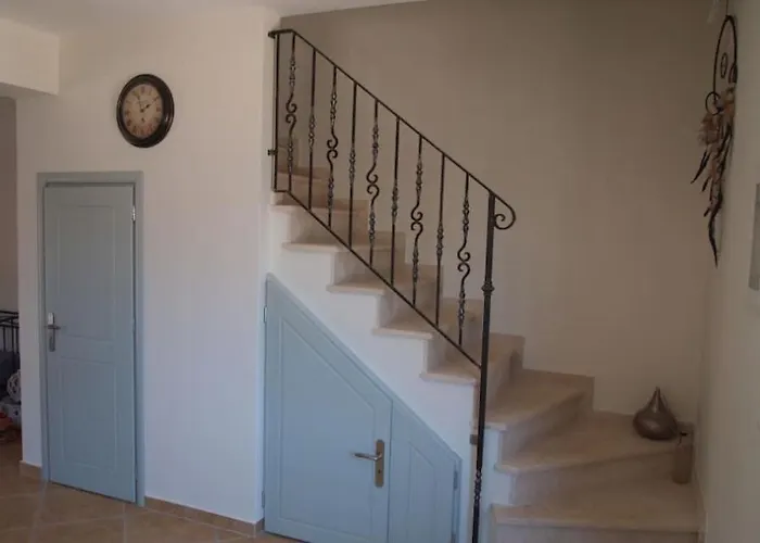 Orea Thea, Emborios, Kalymnos * Emborios