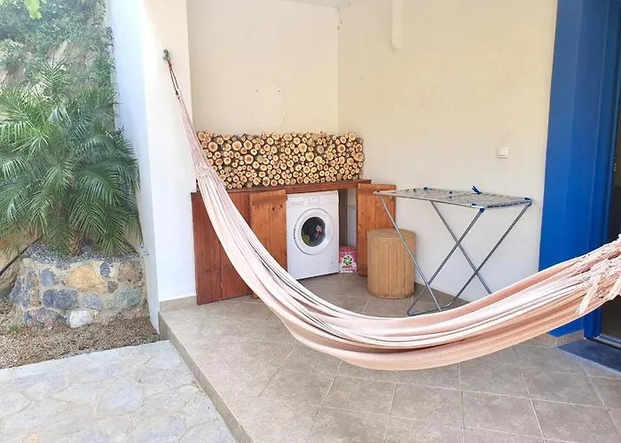 Orea Thea, Emborios, Kalymnos Emborios